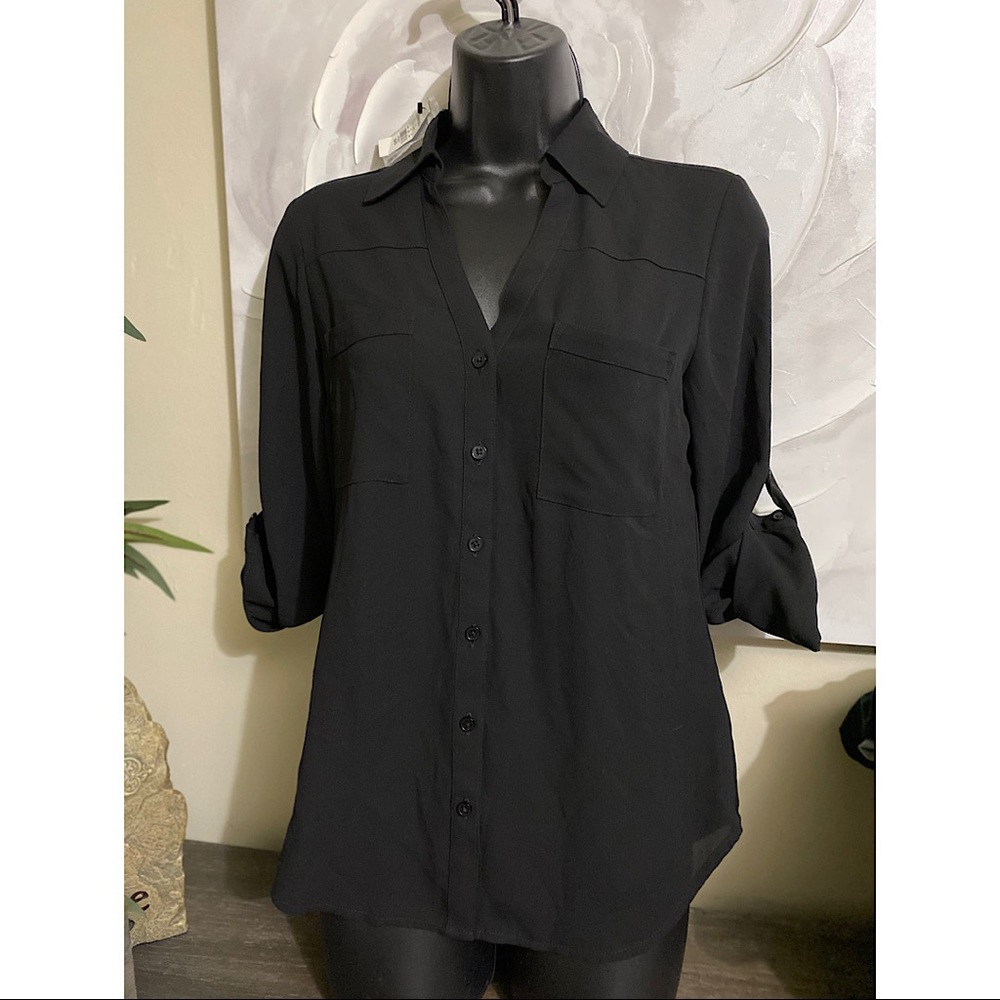 Super cute sheer 3/4 black blouse